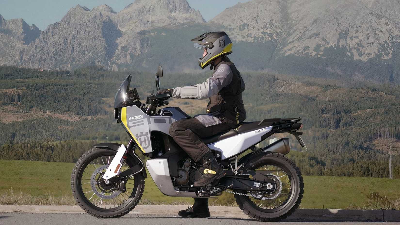 Husqvarna Norden 901 side profile view