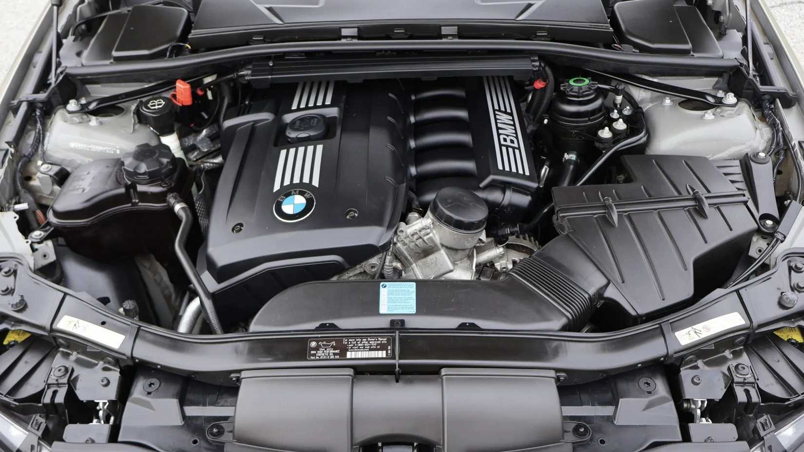 N52 Engine Performance Chart Here's What Makes The BMW N52 Inline-Six Engine So Reliable