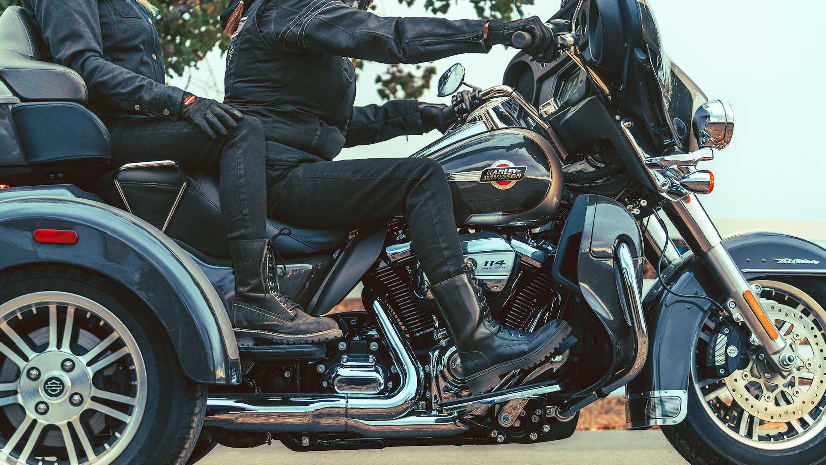 2023 Harley-Davidson Tri Glide Ultra chassis close-up detail