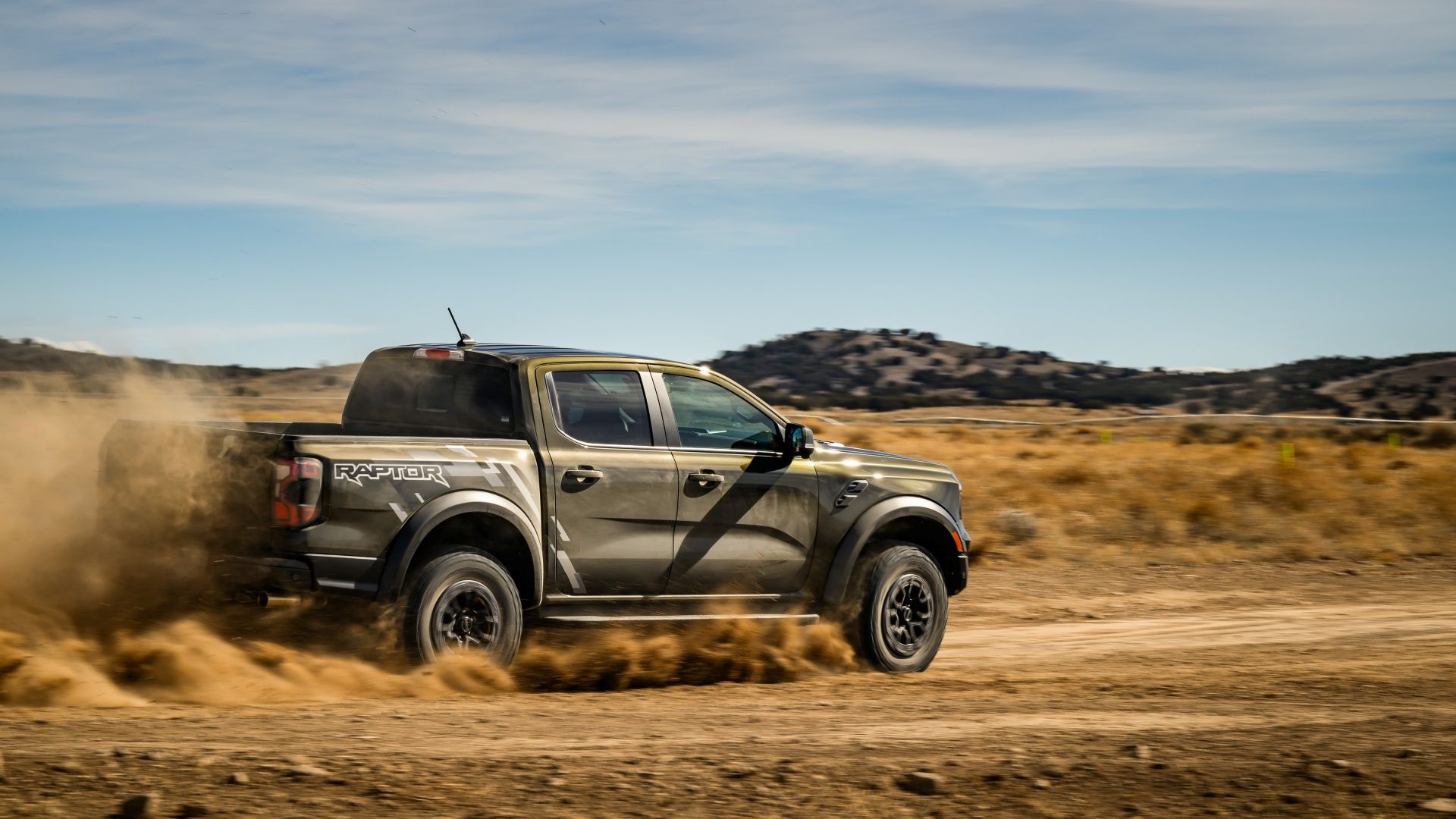 Lado Ford Ranger Raptor 2024