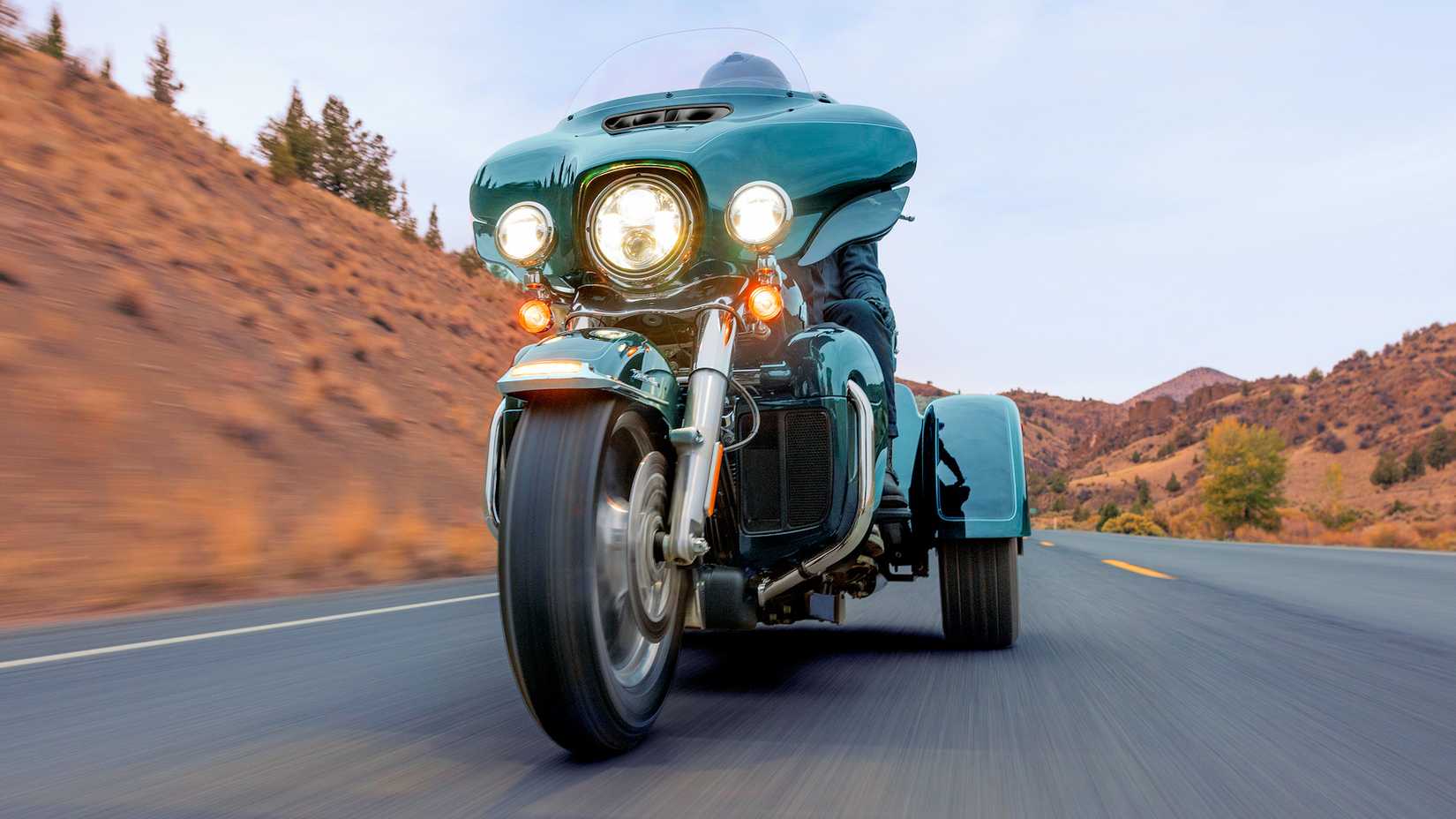 2024 Harley-Davidson Tri Glide Ultra cruzeiro de frente