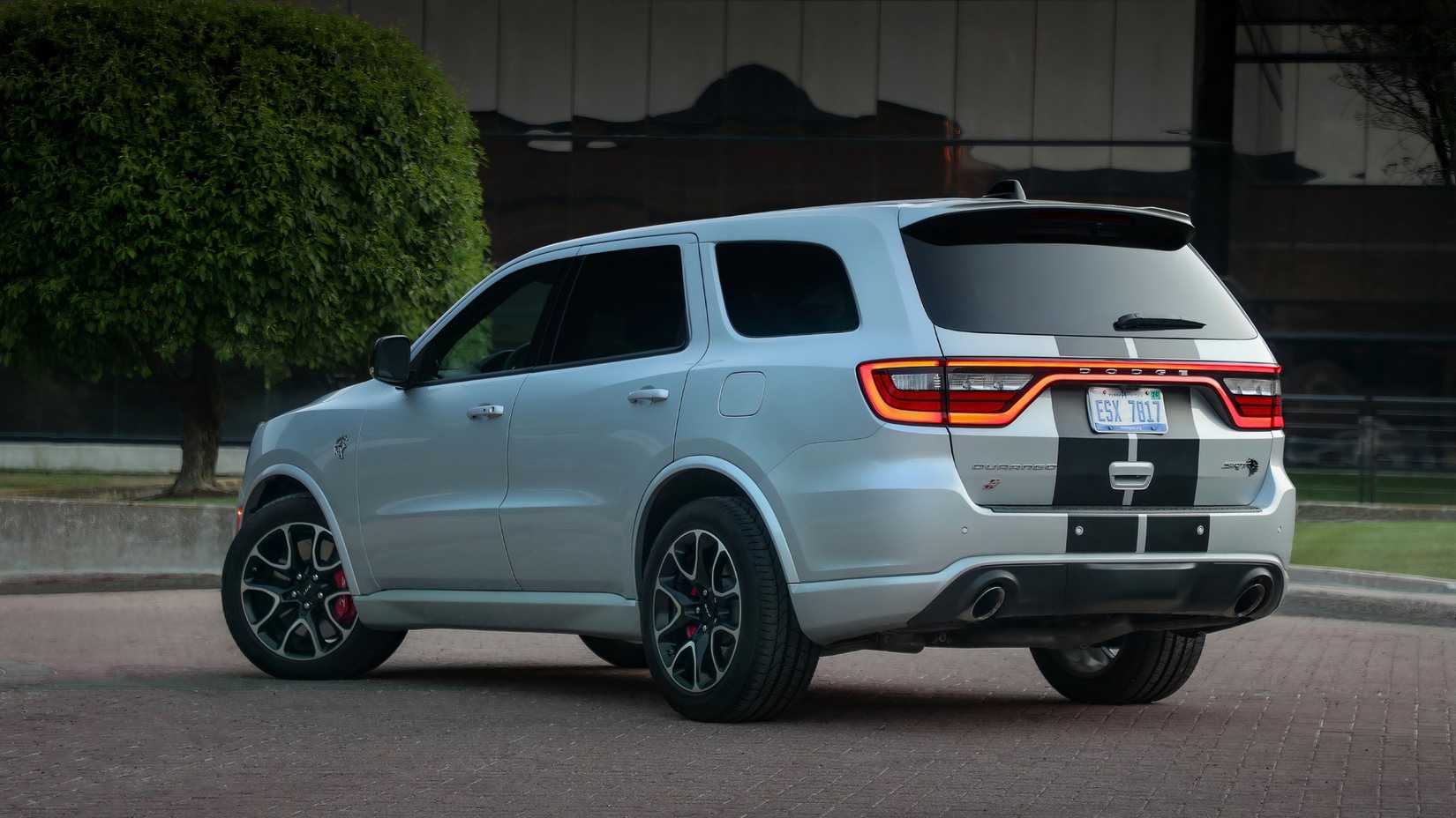 Dodge Durango SRT Hellcat Rear-1