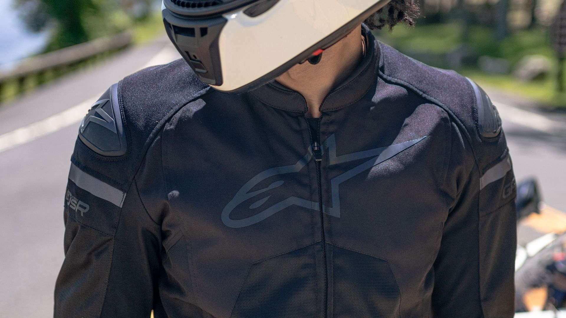アルパインスターズ ジャケット　T-GP Plus R V3 T-GP Plus R V3 Air Jacket - BLACK SPORT Textile Jackets