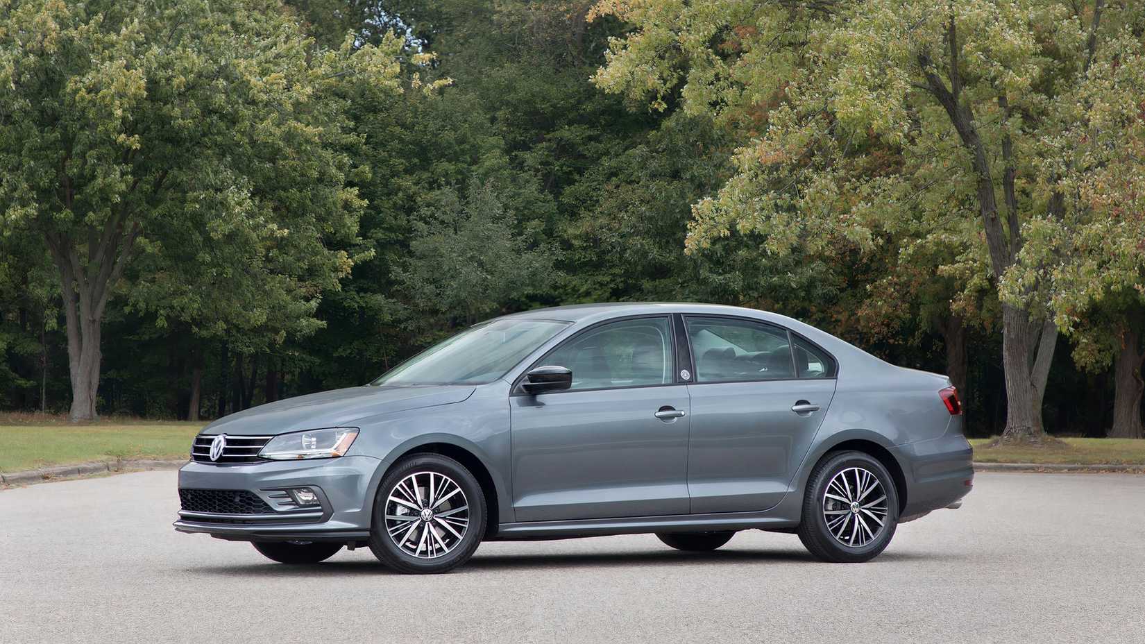   Grey 2018 Volkswagen Jetta