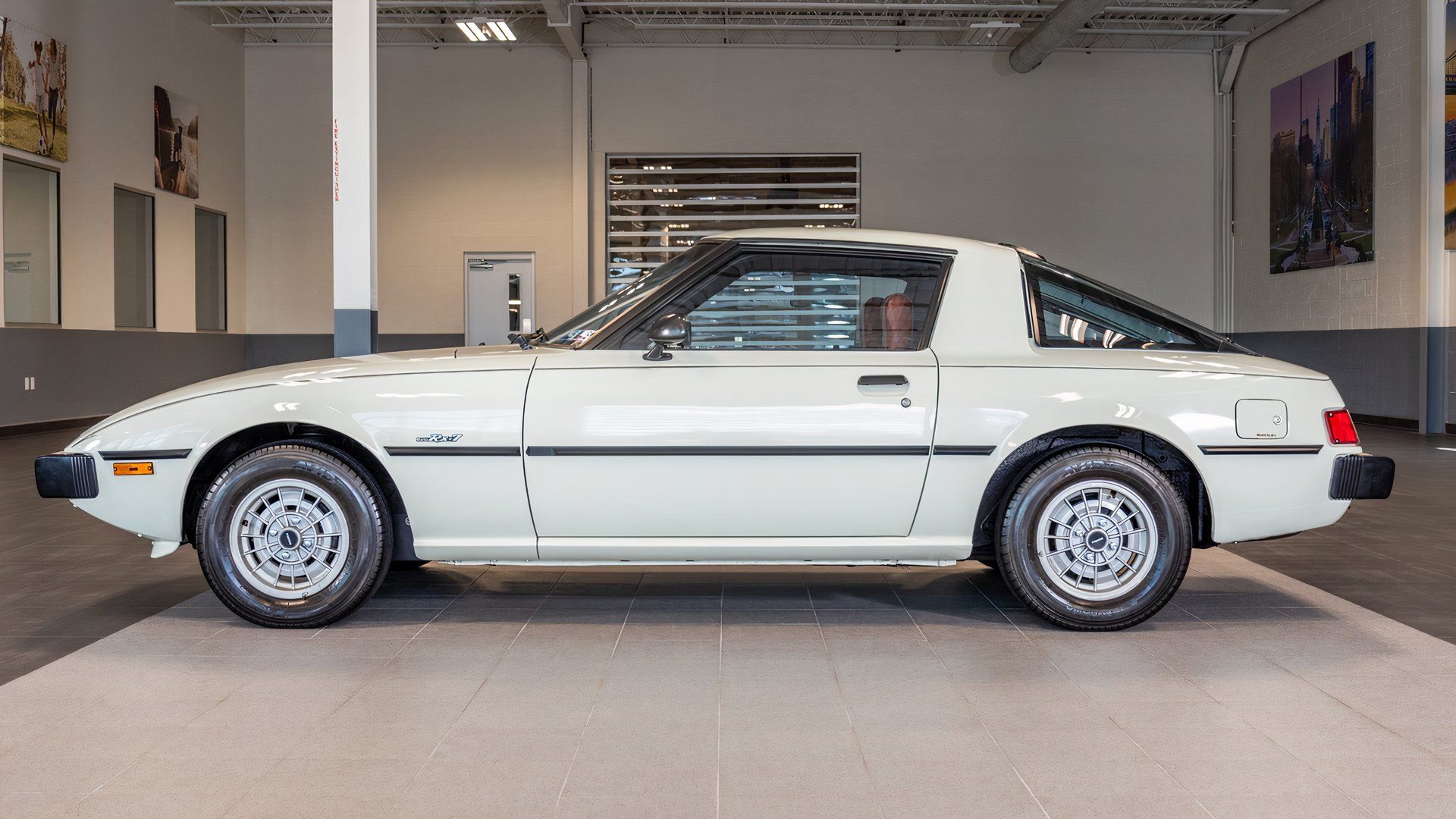 Here's How Much The Mazda RX-7 Is Worth Today