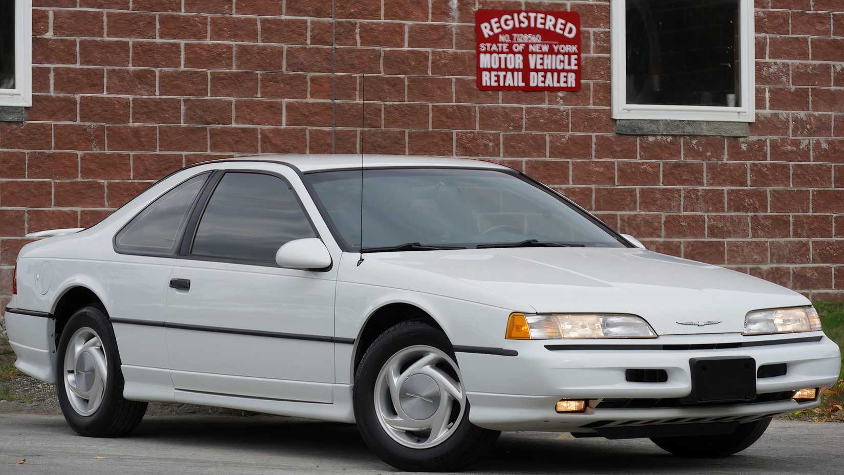 3/4 side view of 1989 Ford Thunderbird SC