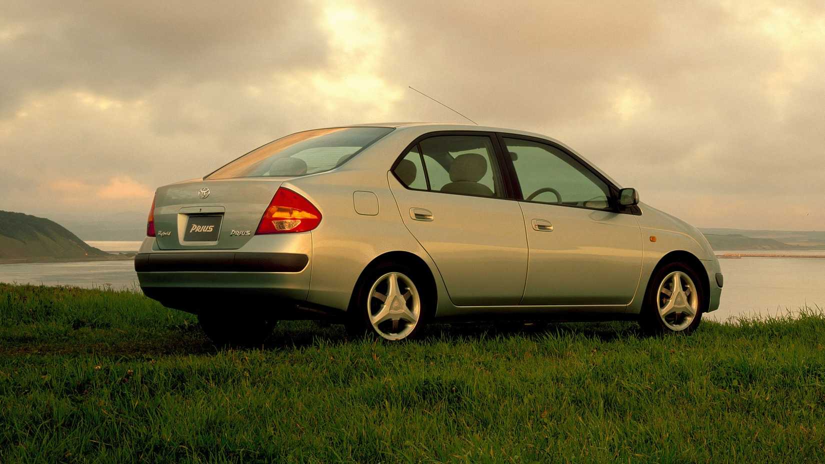 Here's How Much The Original Toyota Prius Is Worth Today