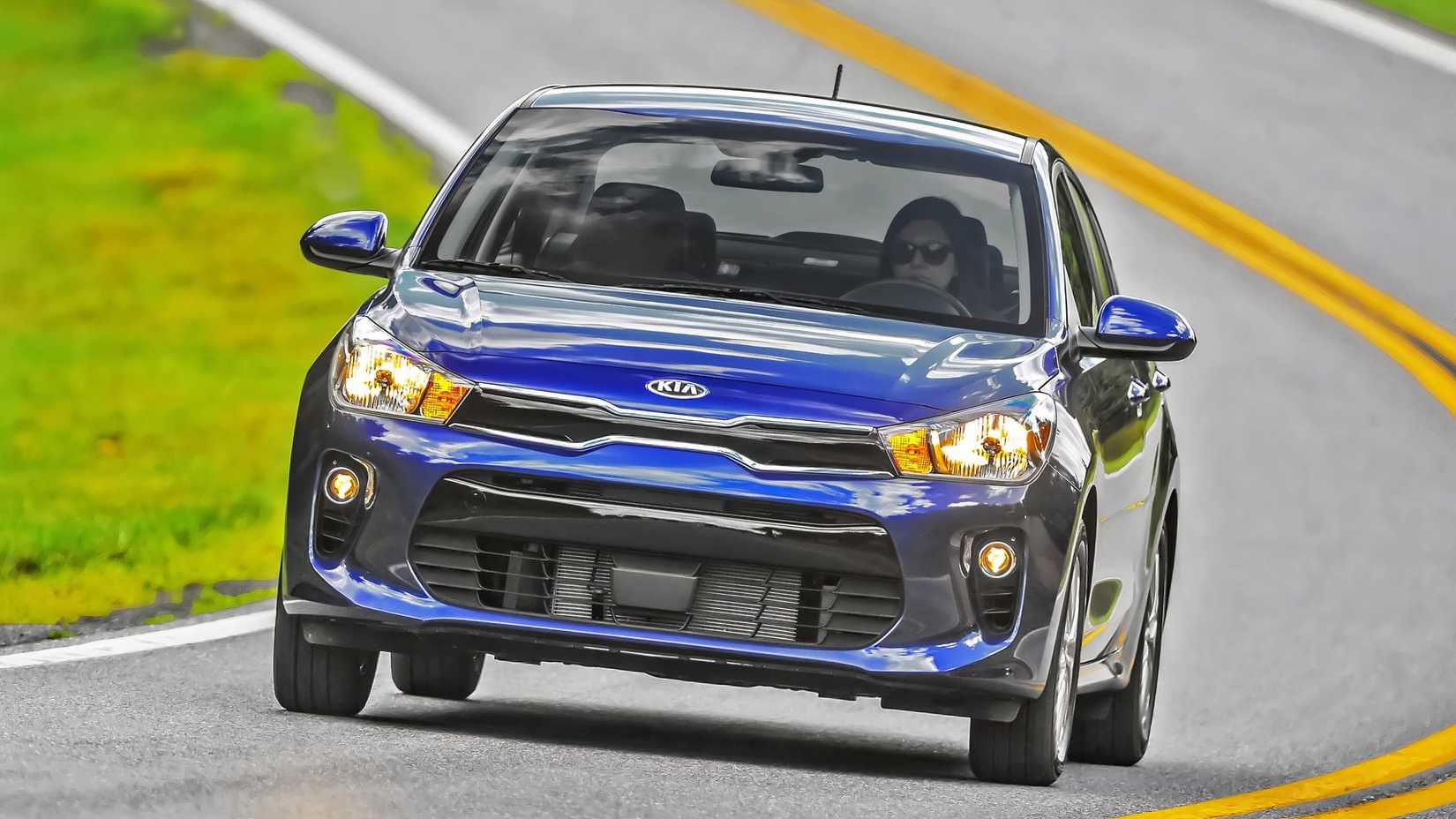 2019 Kia Rio front action shot