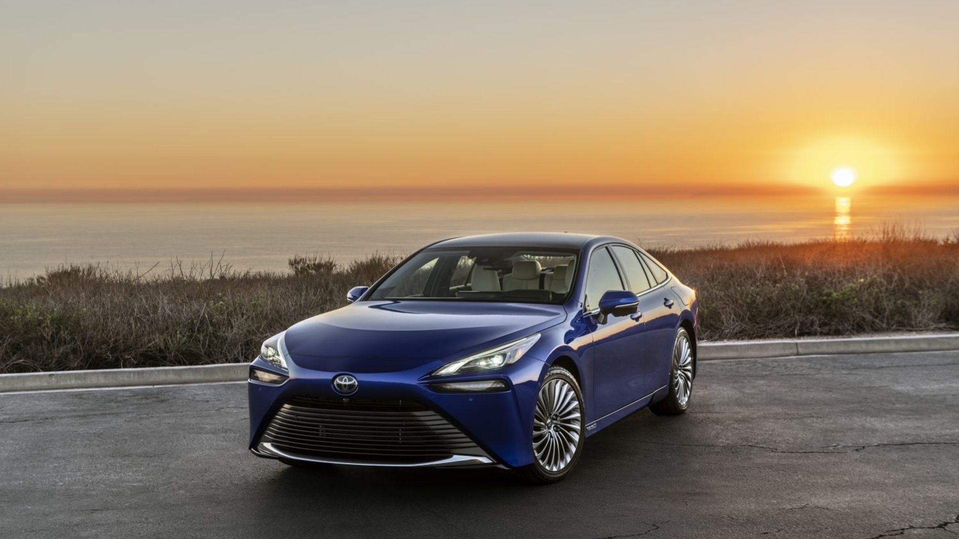 2022_mirai_limited_hydro_blue_