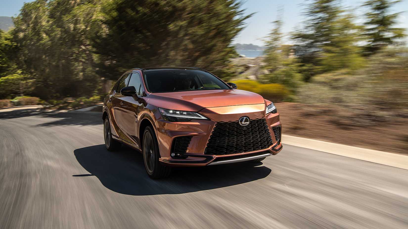 Cobre 2023 Lexus RX Hybrid 500h F Sport Prestações