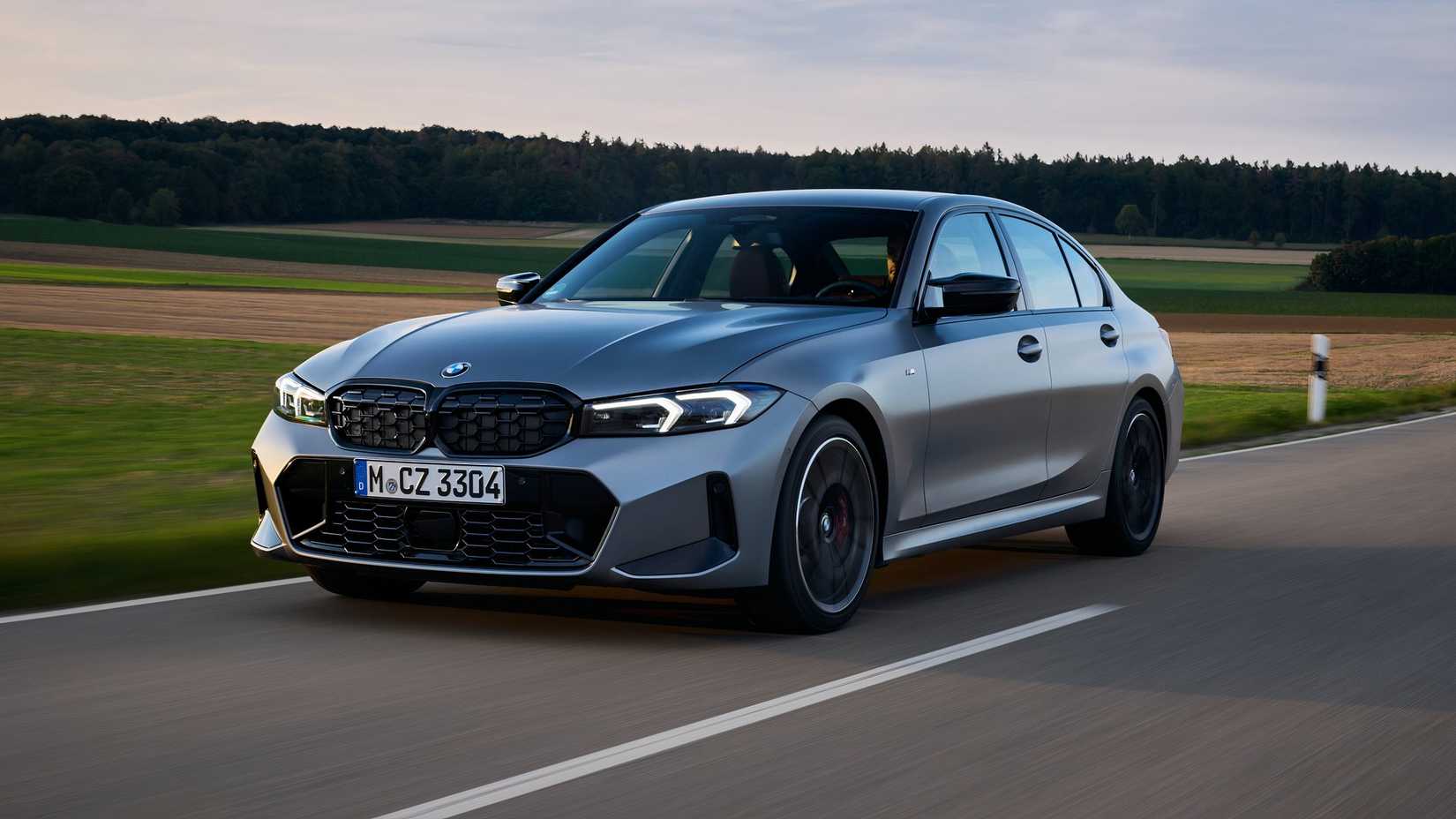 2024 BMW M340i-1 dirigindo na estrada