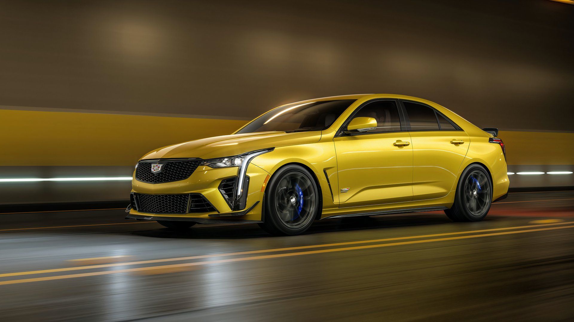10 Luxury Sedans That Perfectly Blend Style And Speed
