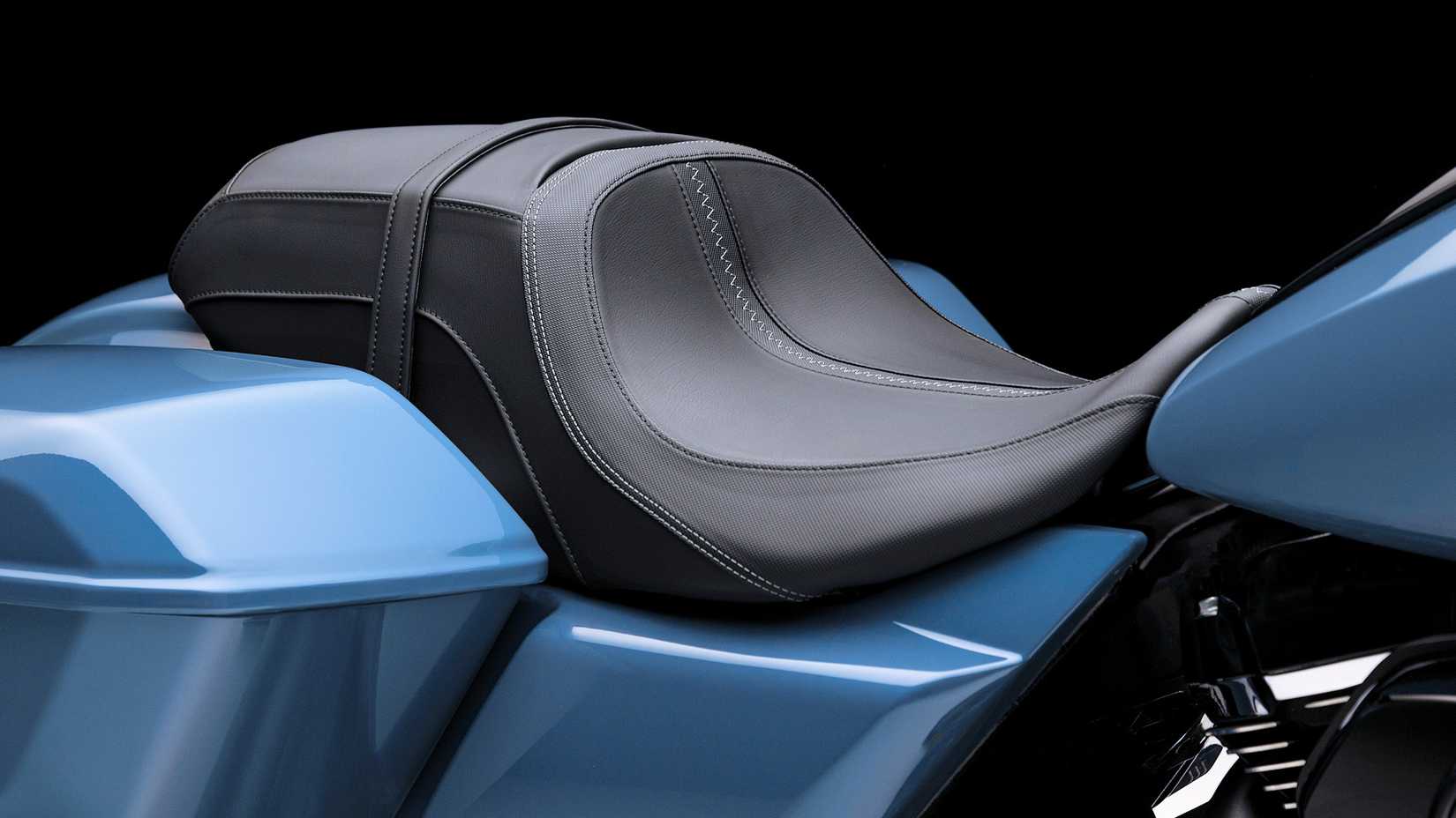 2024 Harley-Davidson Road Glide saddle close-up detail