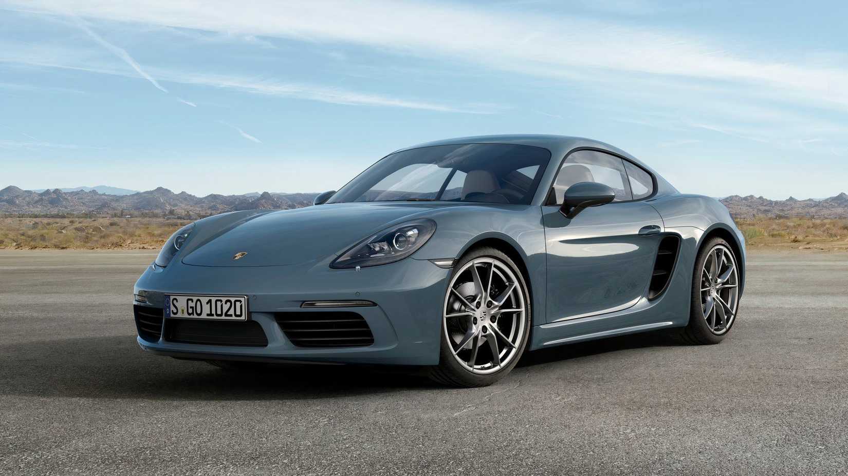 2024 Porsche 718 Cayman front