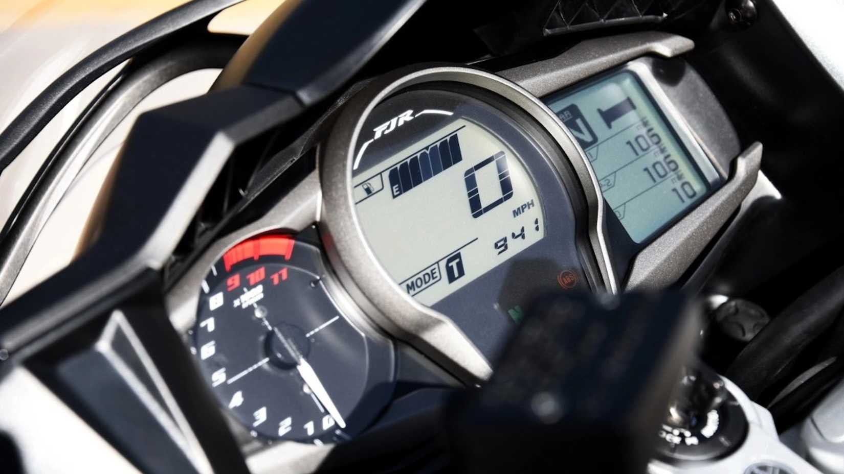 2024 Yamaha FJR1300ES