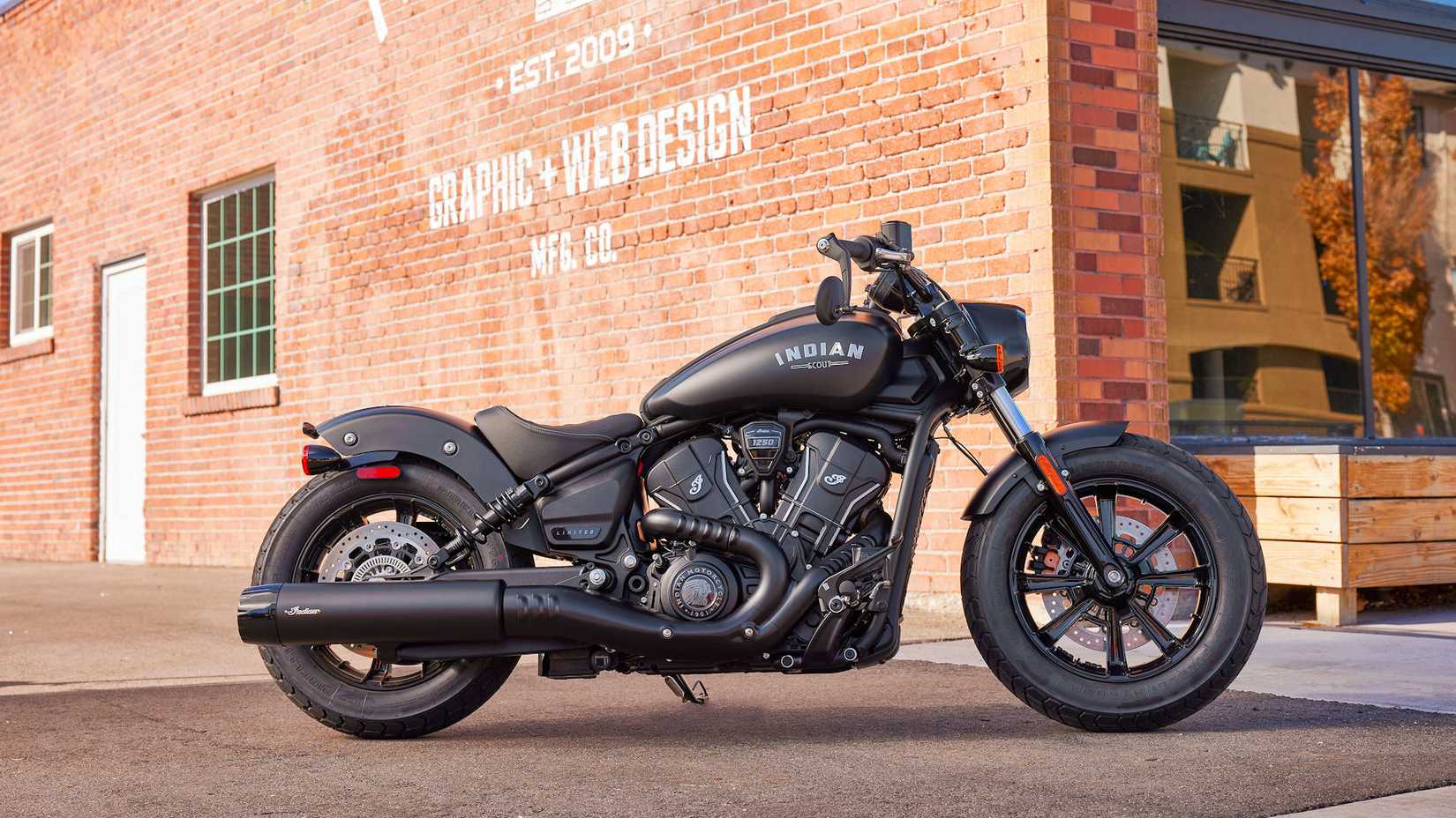 2025 Indian Scout Bobber static profile shot