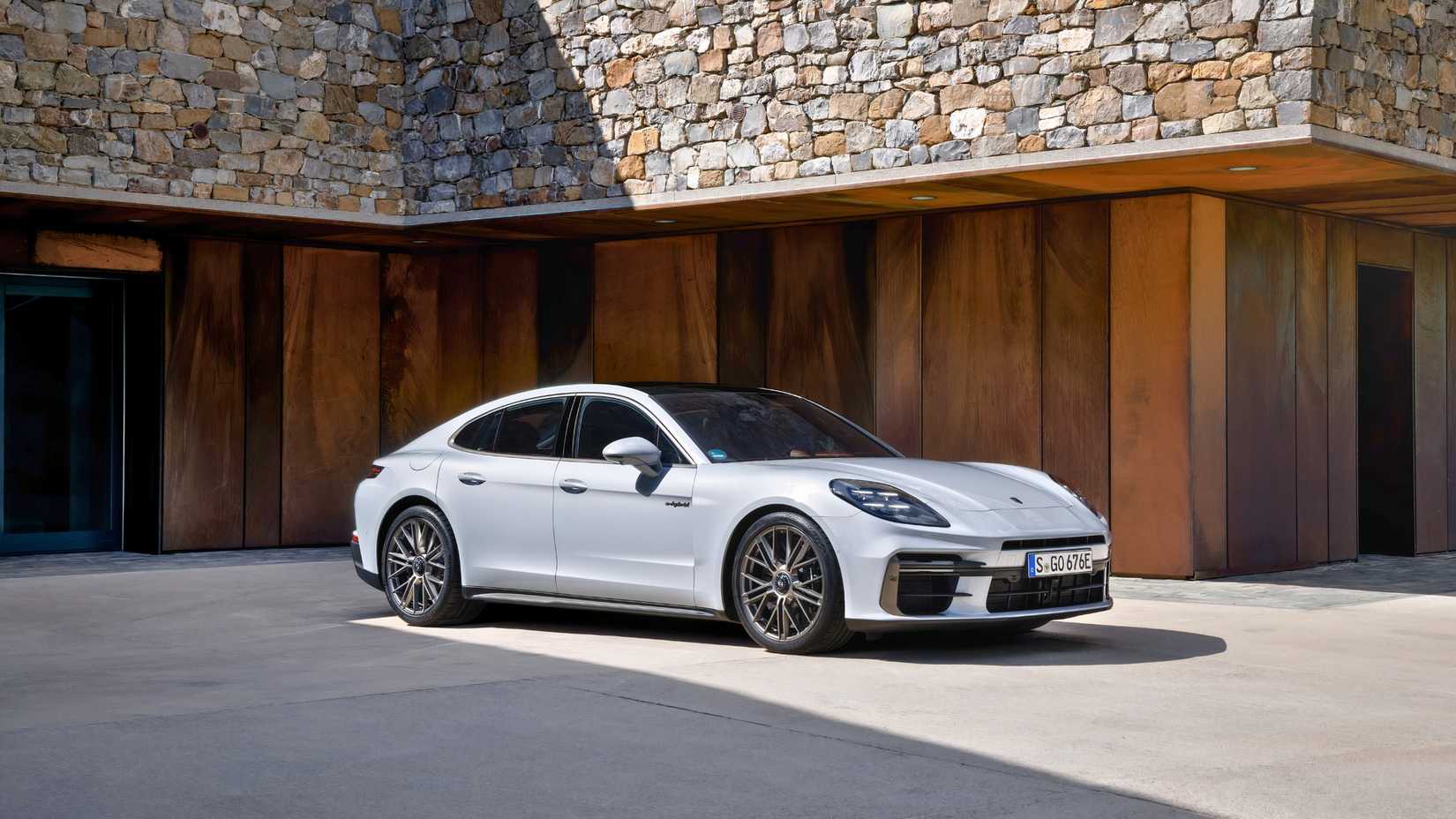 2025 Porsche Panamera Turbo S E-Híbrido