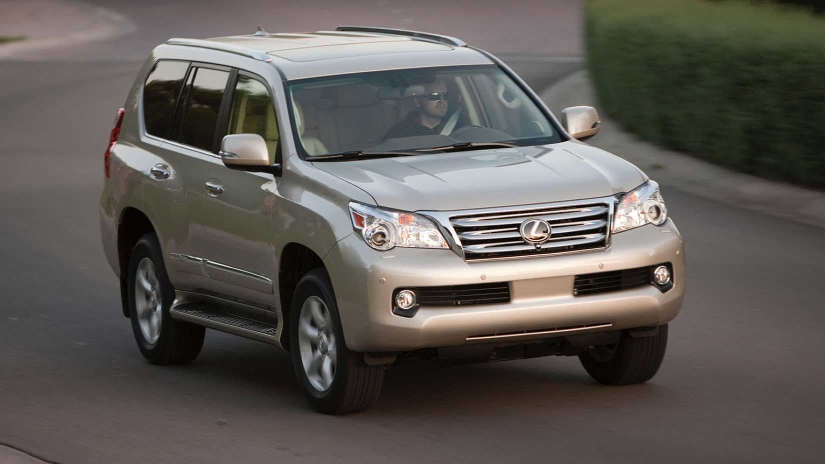 Front 3/4 action shot of a 2010 Lexus GX 460
