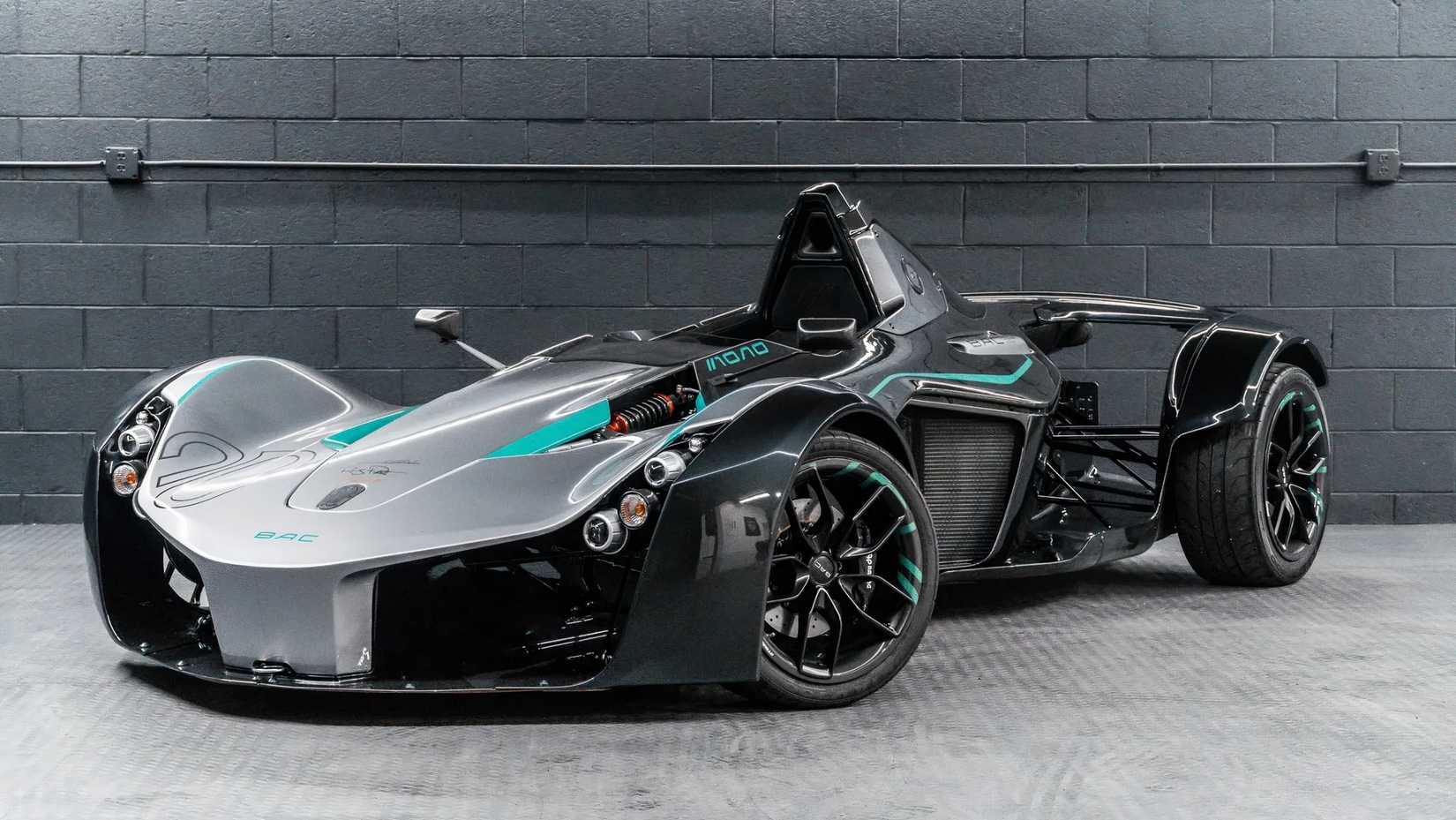 BAC Mono in gray with blue accents
