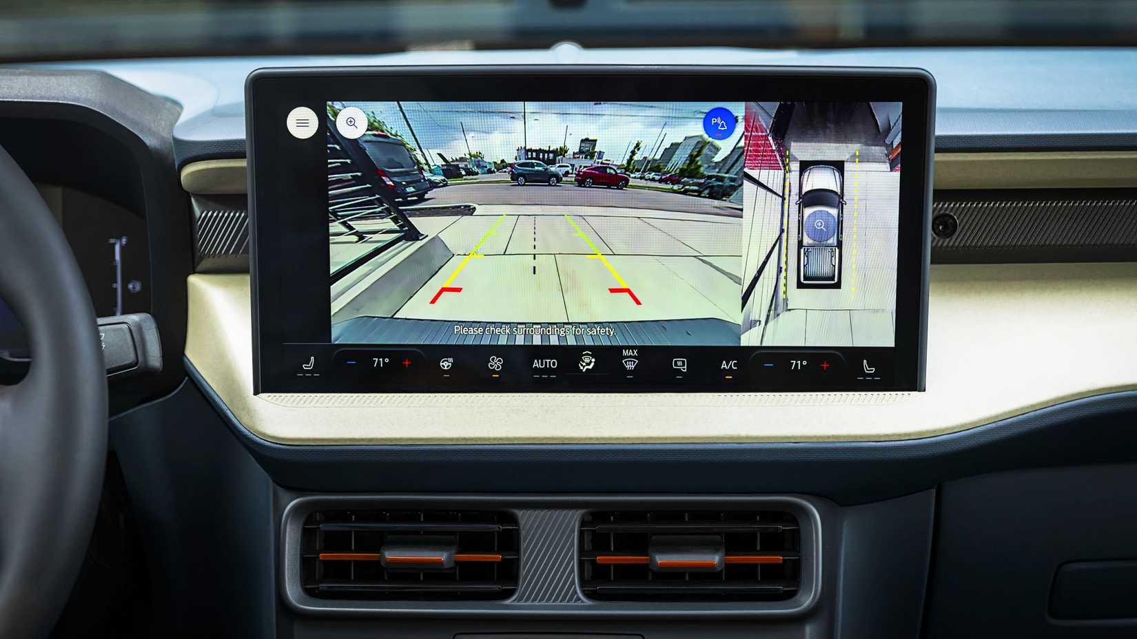 The 2025 Ford Maverick's 360-Degree Camera display. 