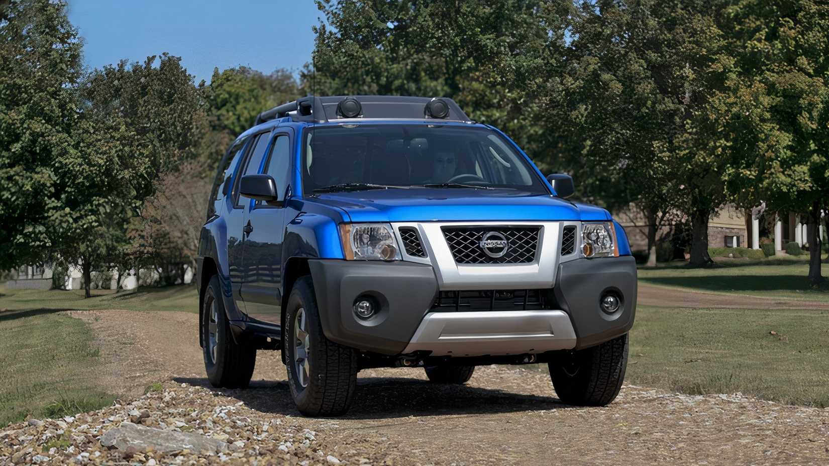 Front 3/4 shot of a 2013 Nissan Xterra