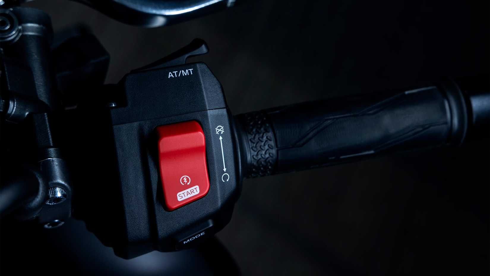 Yamaha MT-09 Y-AMT Switchgear