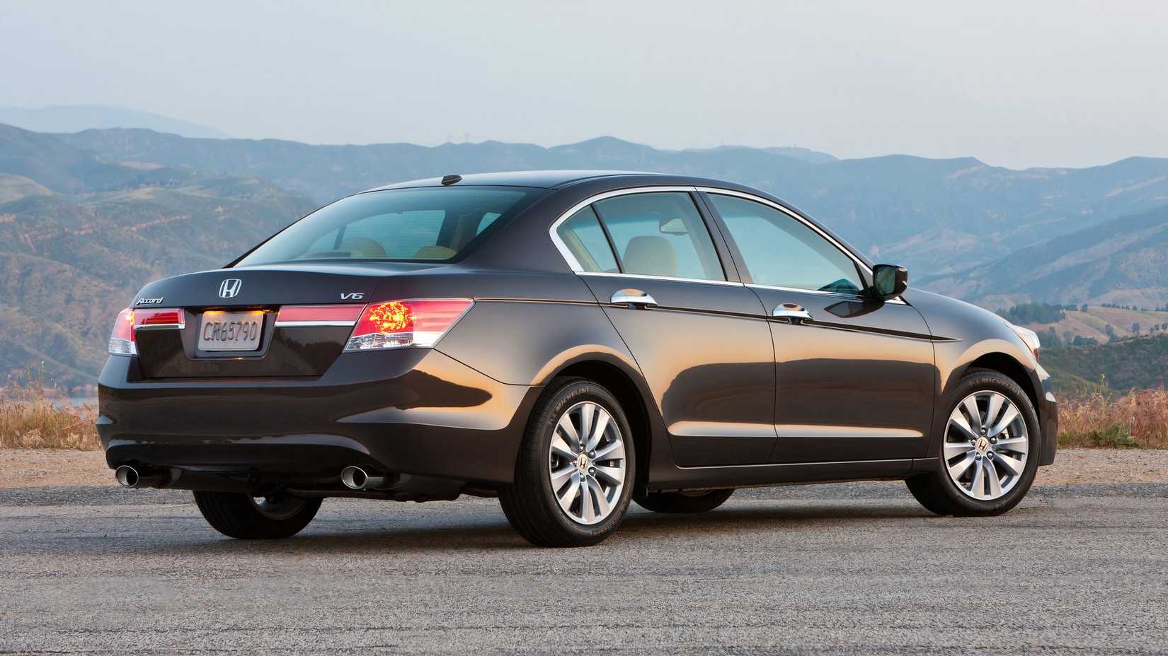 2012 Honda Accord rear 3/4 parked