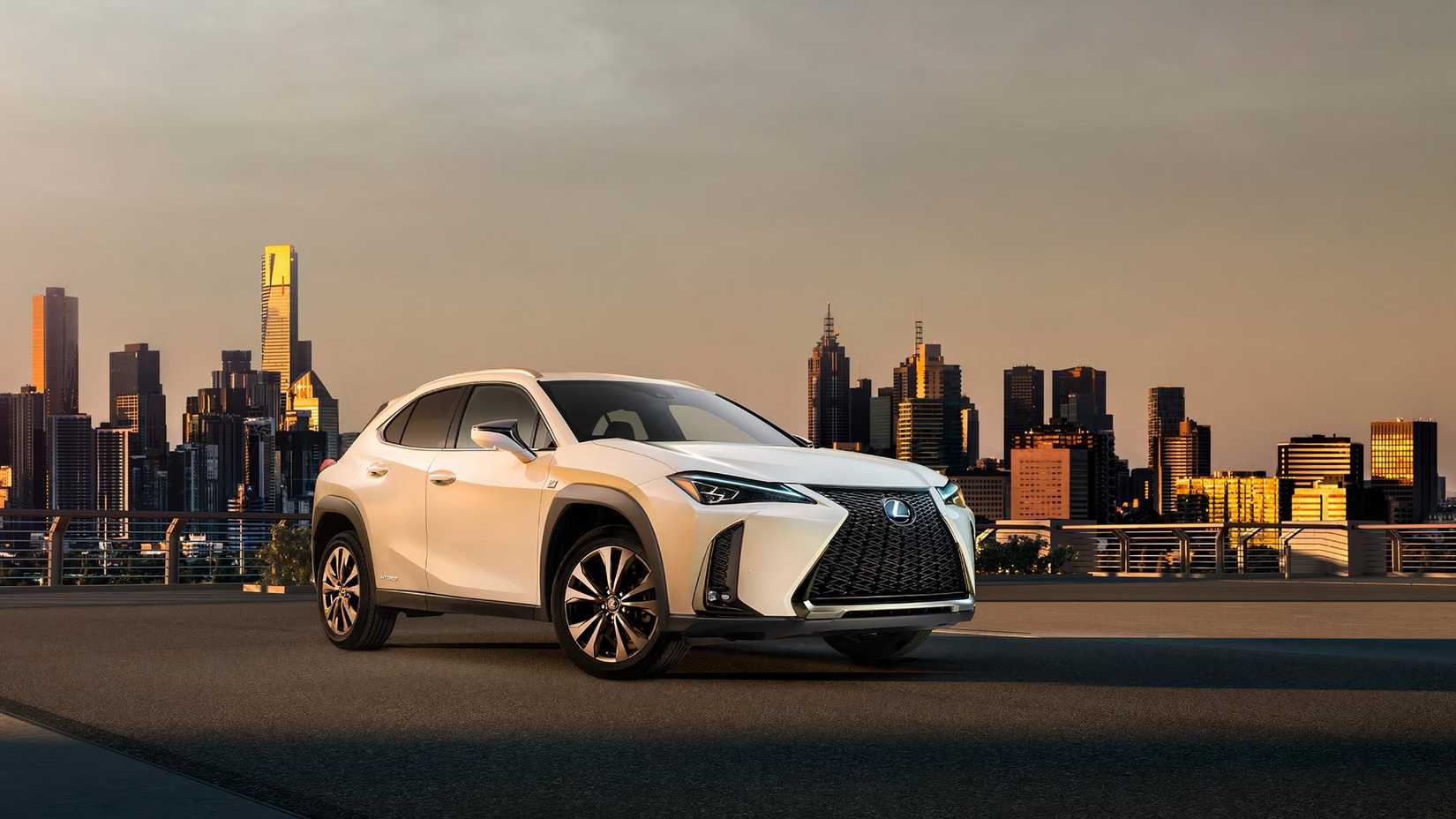 2019 Lexus Previews UX Crossover Ahead of Geneva