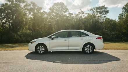Toyota Corolla HEV – photo 5