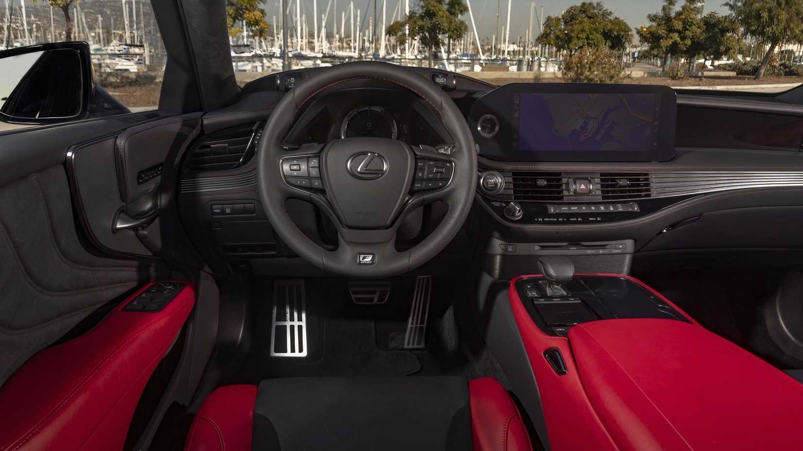 2022 Lexus LS