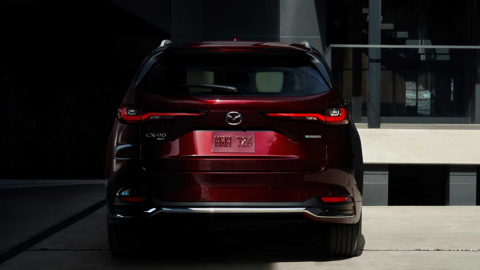 Rear shot of the 2025 Mazda CX-90 in Artisan Red Paint