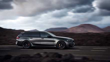 2025 BMW M5 Touring-7