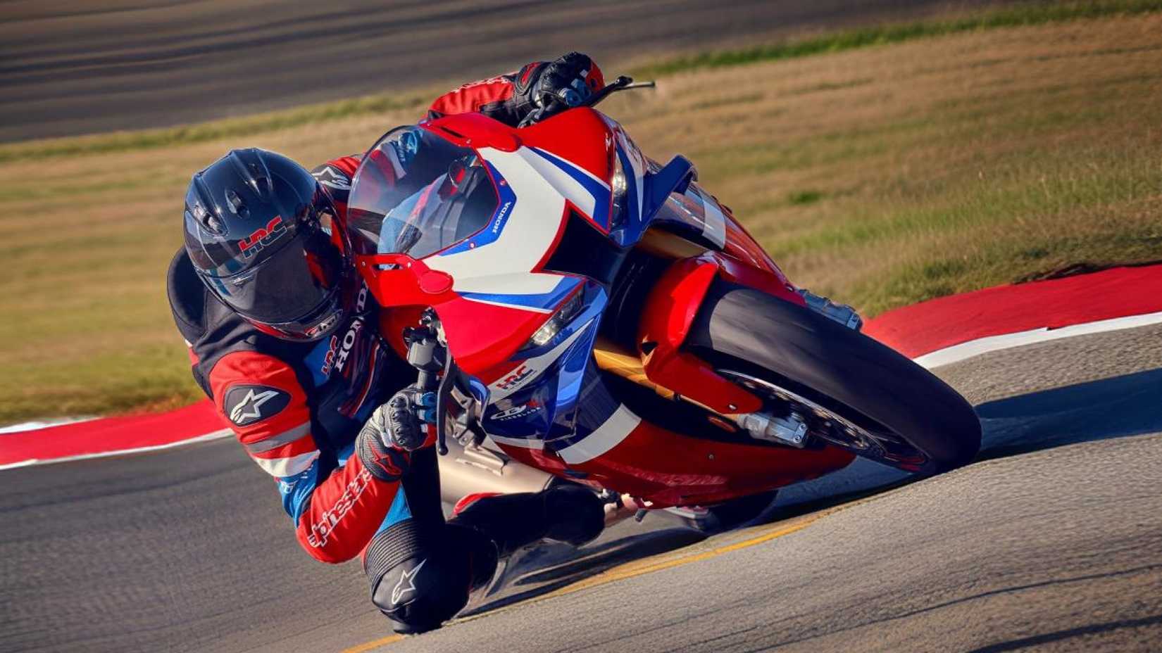 2025 Honda CBR1000RR-R Fireblade SP Knee Down