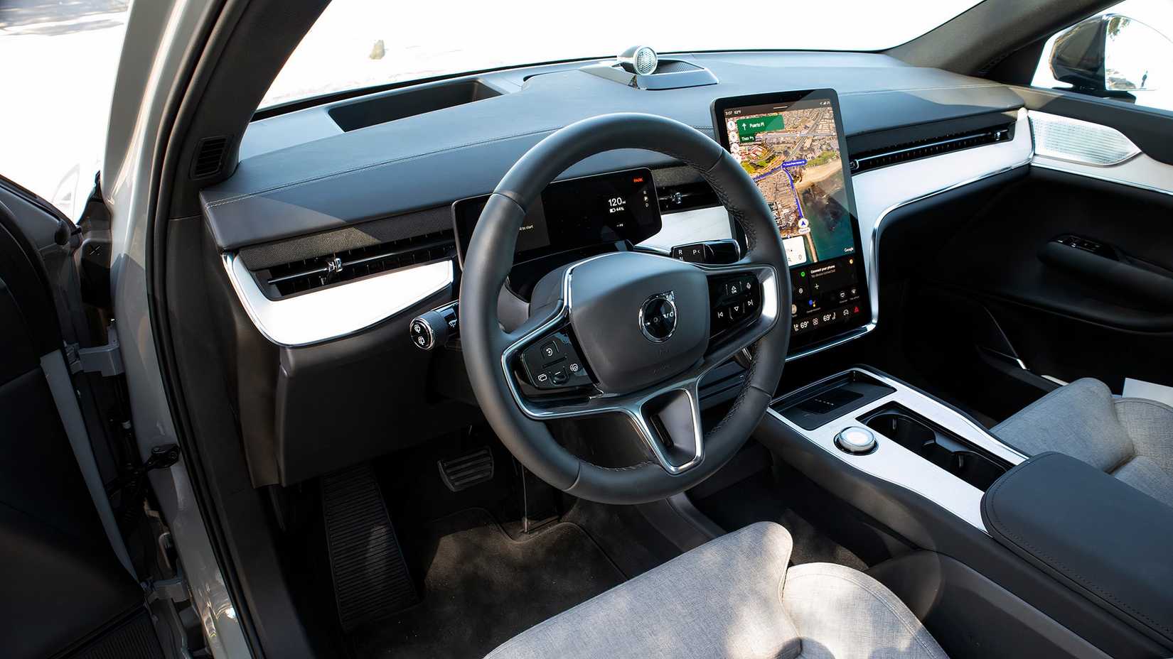 2025 Volvo EX90 Interior TopSpeed