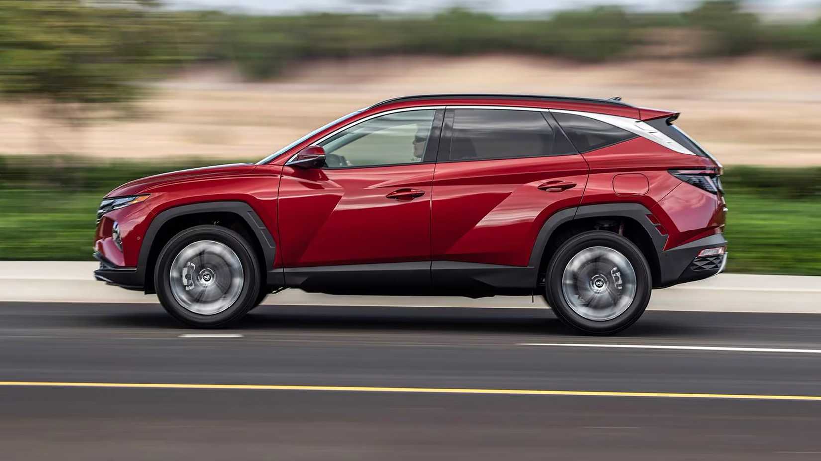 A left hand-side shot of a 2023 Hyundai Tucson