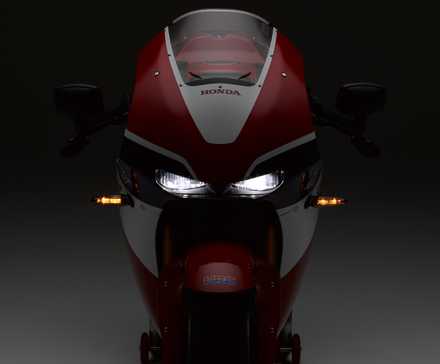 Honda RC213V-S Dianteira