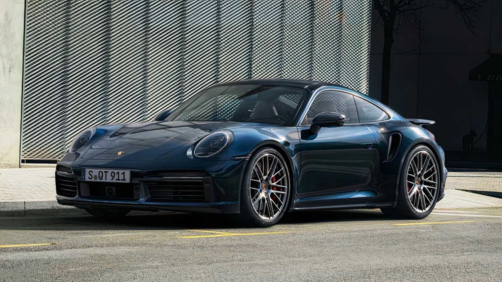 3/4 side view of 2025 Porsche 911 Turbo S