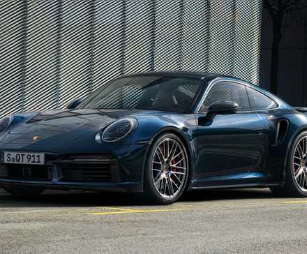 3/4 side view of 2025 Porsche 911 Turbo S
