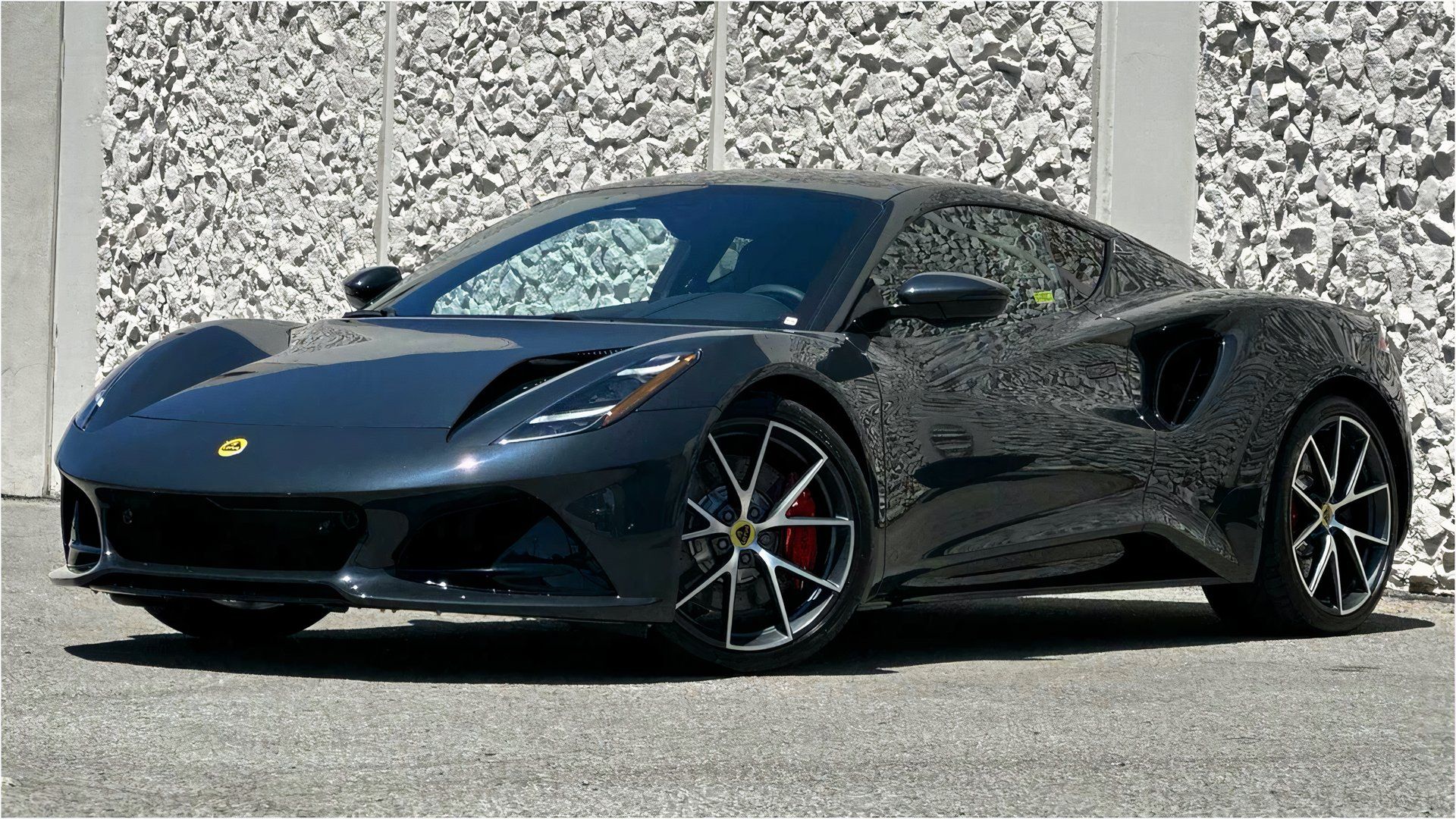 2024 Lotus Emira Primeira Edição 3/4 frente