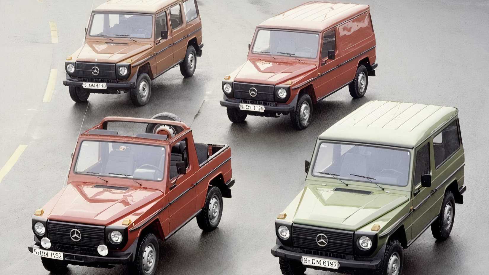 Ariel shot of Mercedes-Benz G-Class Generation
