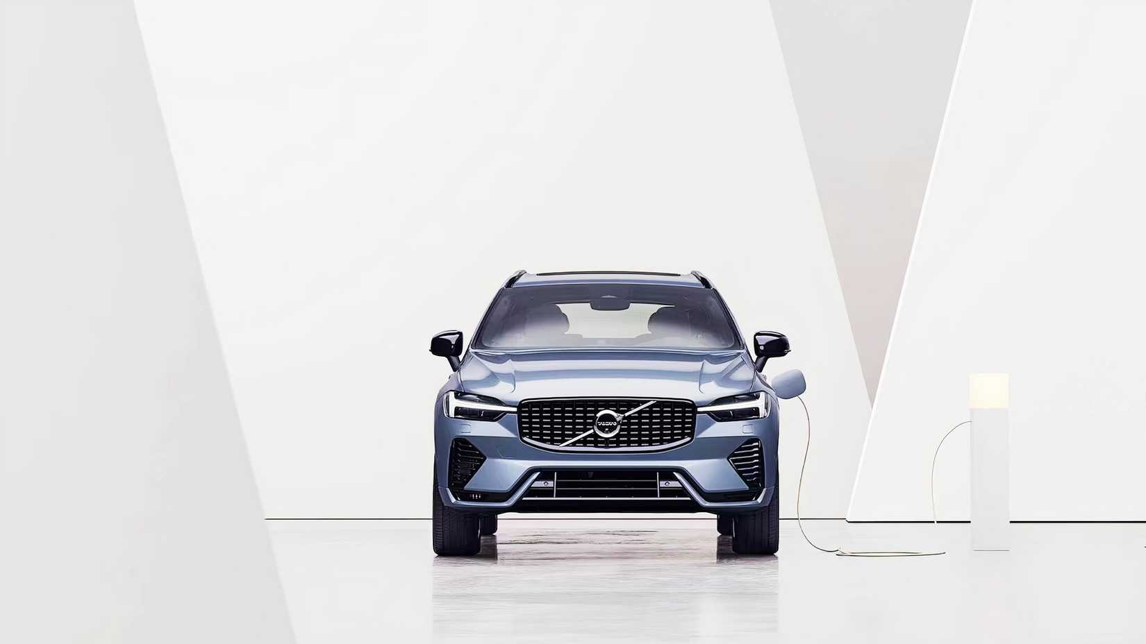 Volvo Lifts Sheet (Slightly) On EX60 SUV