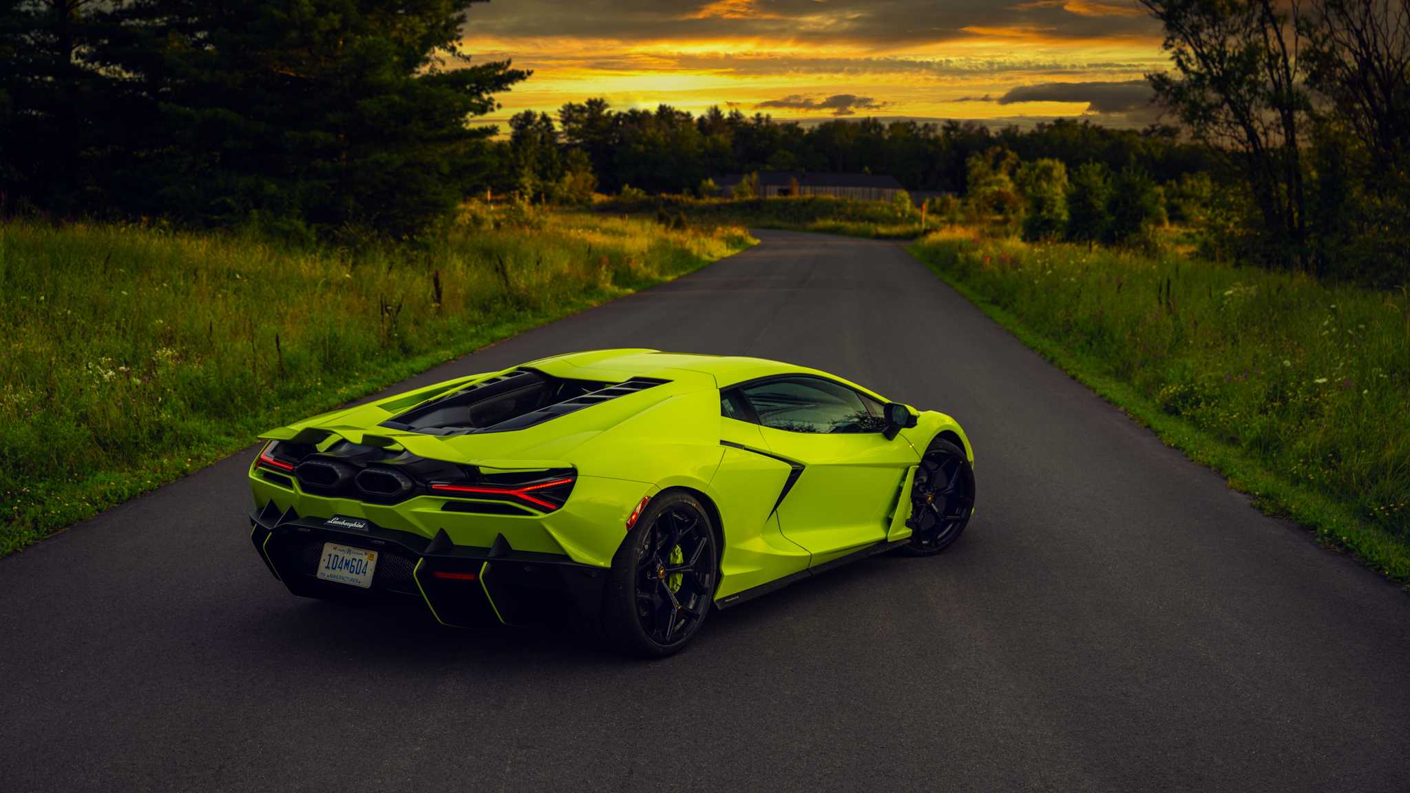 Lambo Top Model Lamborghini May Debut Most Powerful Model Ever In Monterey