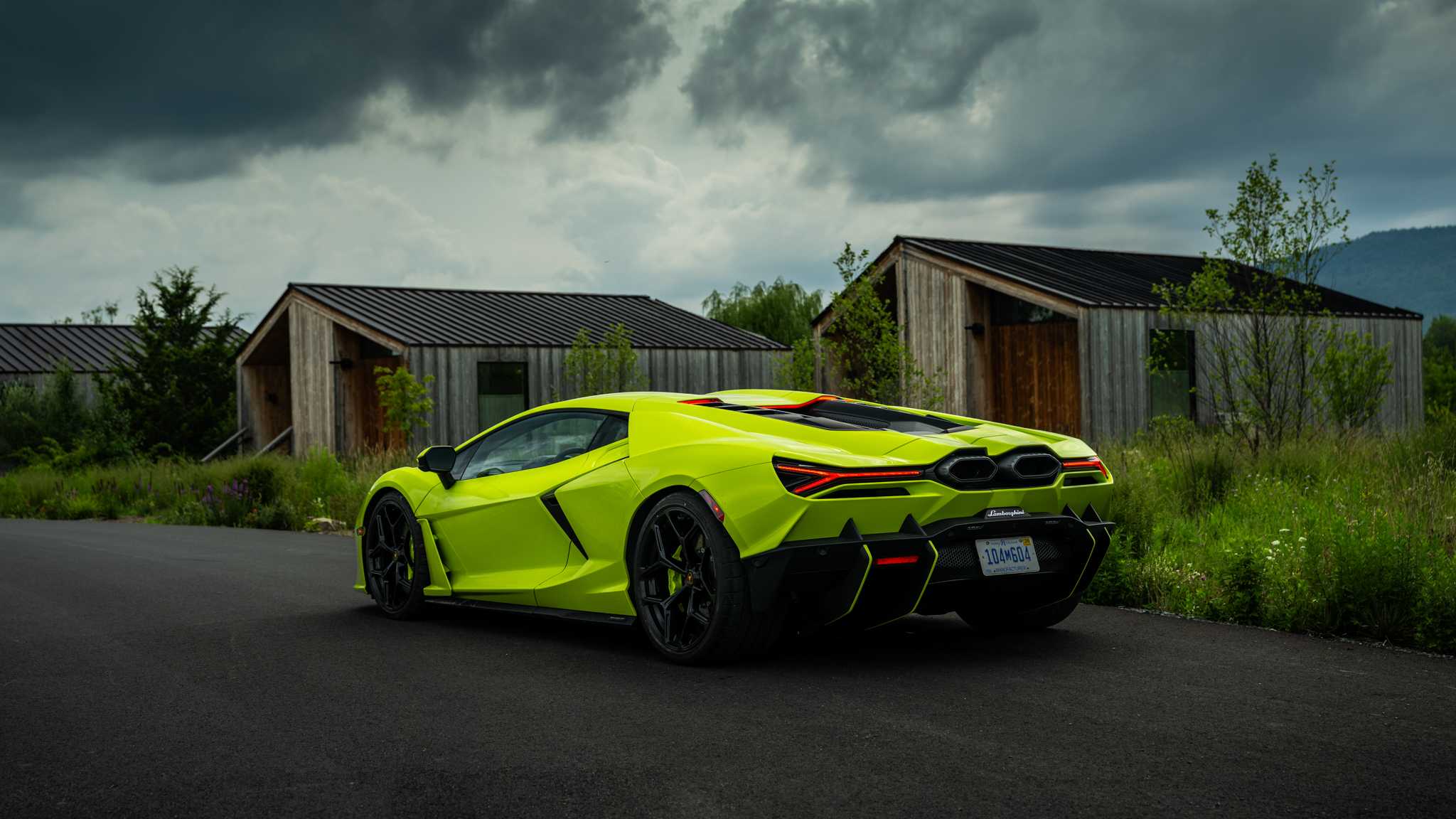 Lambo Top Model Lamborghini May Debut Most Powerful Model Ever In Monterey