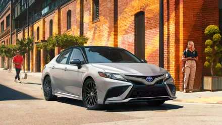 cinza 2024 Toyota Camry Híbrido