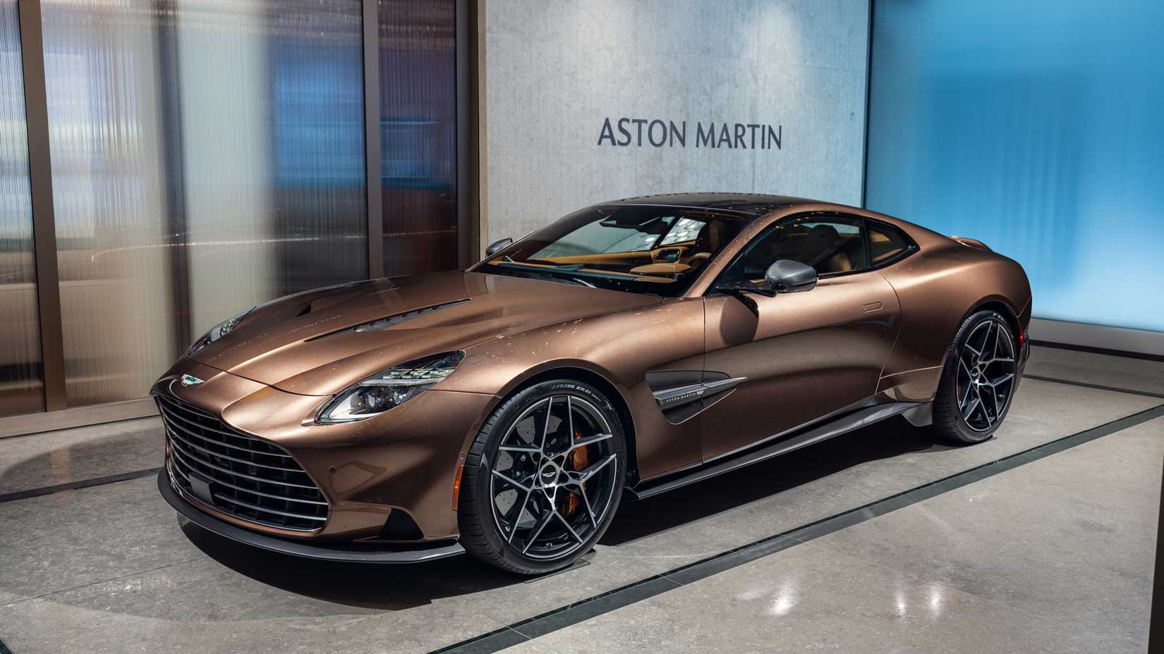 2025 Aston Martin Vanquish on Q NYC-1