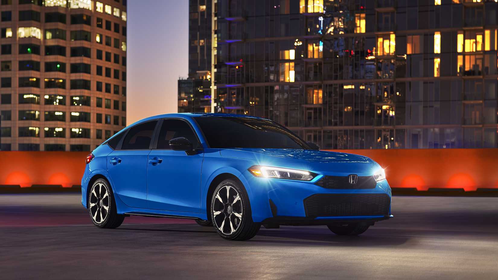 2025 Honda Civic Híbrido Hatchback-10