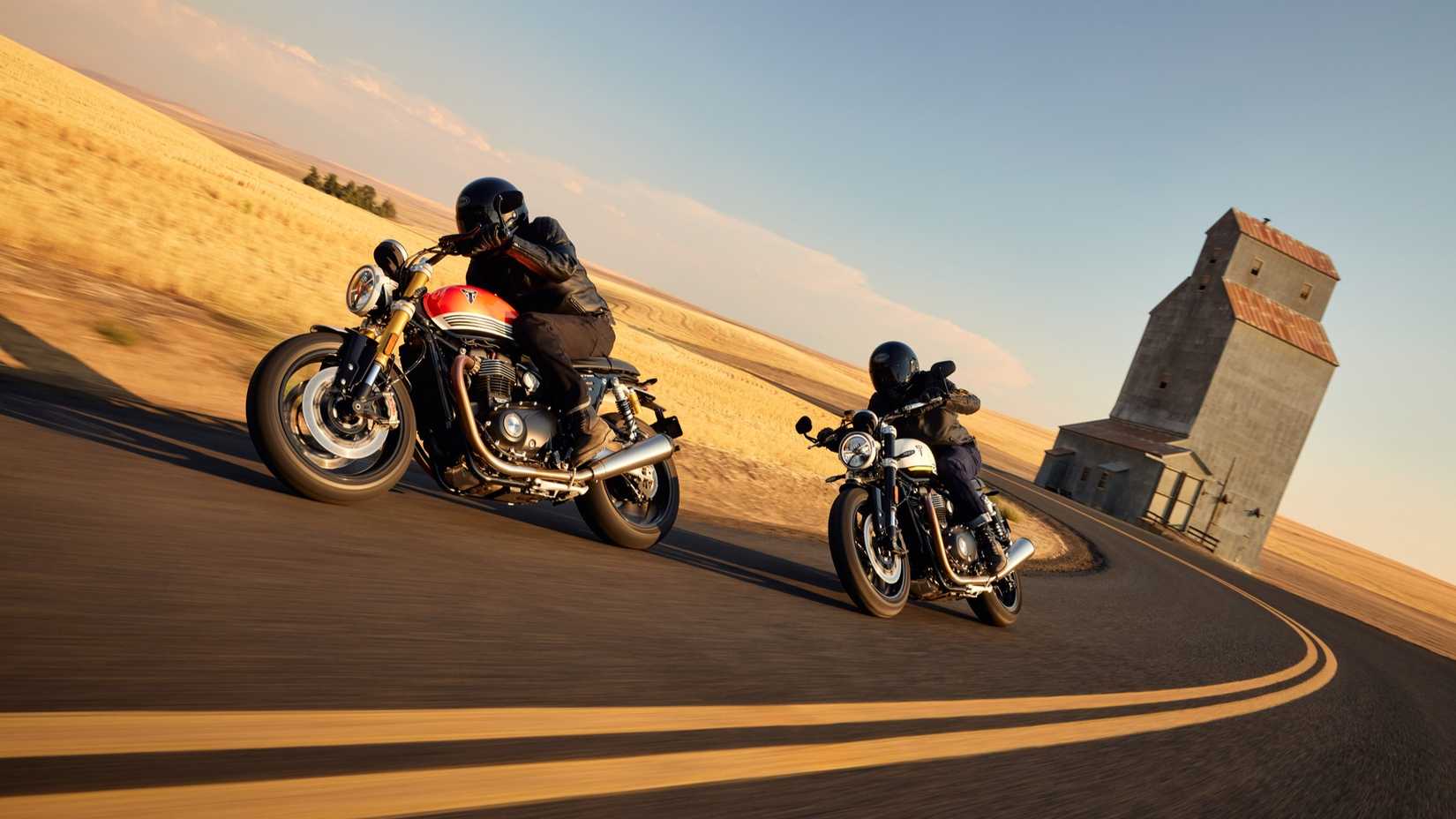 2025 Triumph Speed Twin 1200 With RS Action