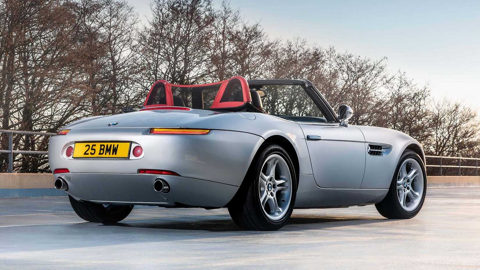 Rear 3/4 view of a 2000 BMW Z8