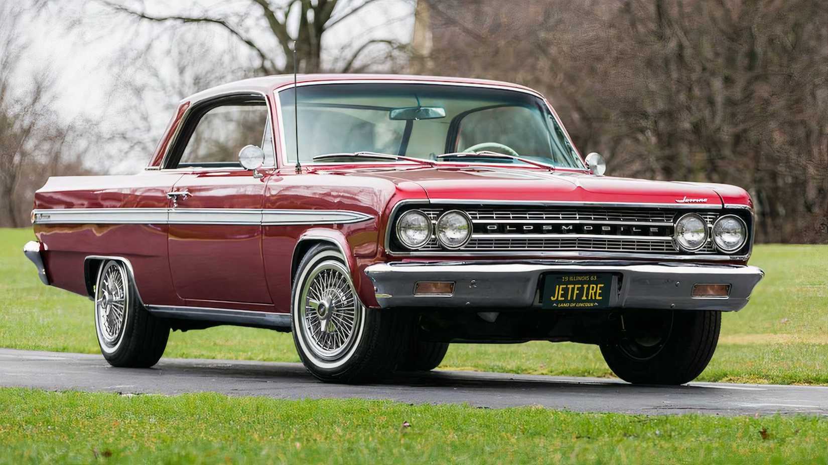 3/4 front view of Oldsmobile Jetfire