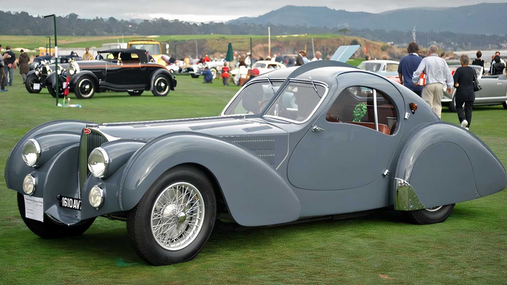 Side view of 1936 Bugatti Type 57S Atlantic Coupé